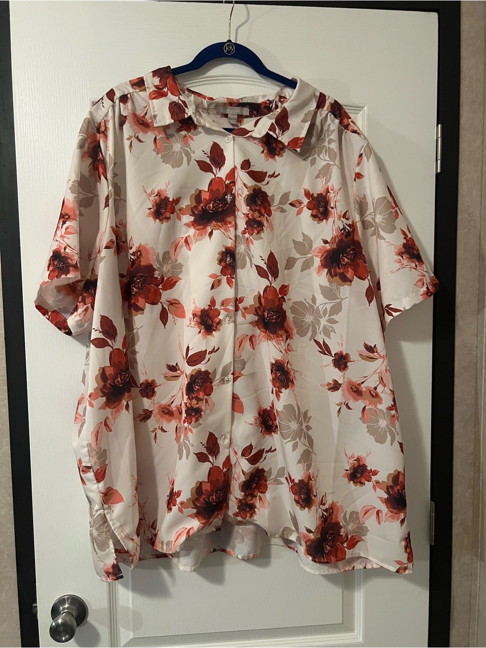 Woman Within cream and red floral blouse with button-up size 30/32